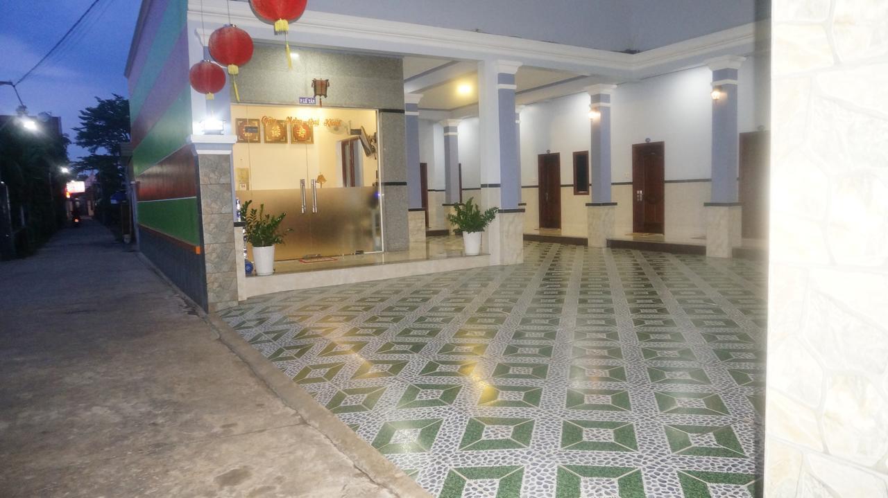 Motel Hoang Gia Long Khanh Exterior foto